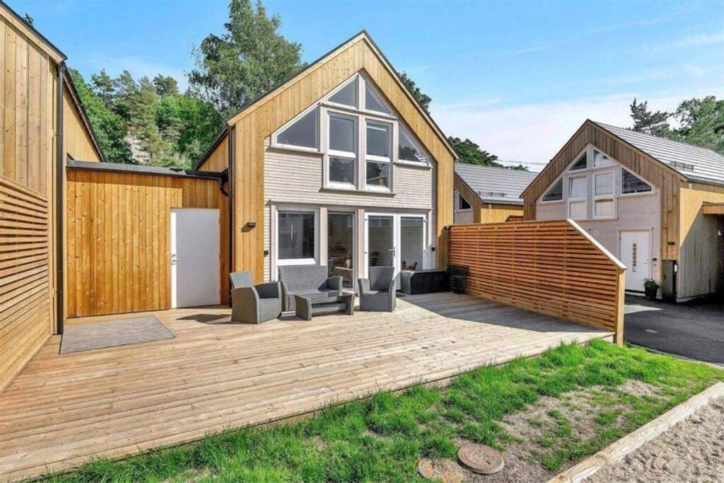 Nybygd Feriebolig Rett Ved Strand Til Leie! Kristiansand Exterior foto